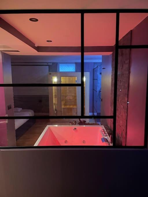 Le Cocon Des Granges - Suite Sauna Jaccuzi Spa Bonnieres-sur-Seine Bagian luar foto