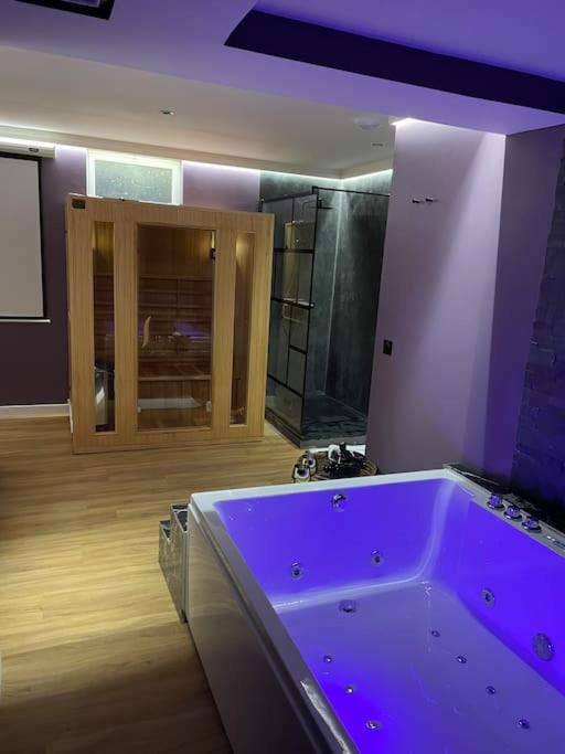 Le Cocon Des Granges - Suite Sauna Jaccuzi Spa Bonnieres-sur-Seine Bagian luar foto